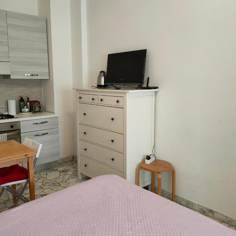 Anto Aircon Studio Monolocale A 15 Min Dal Centro 밀라노 외부 사진