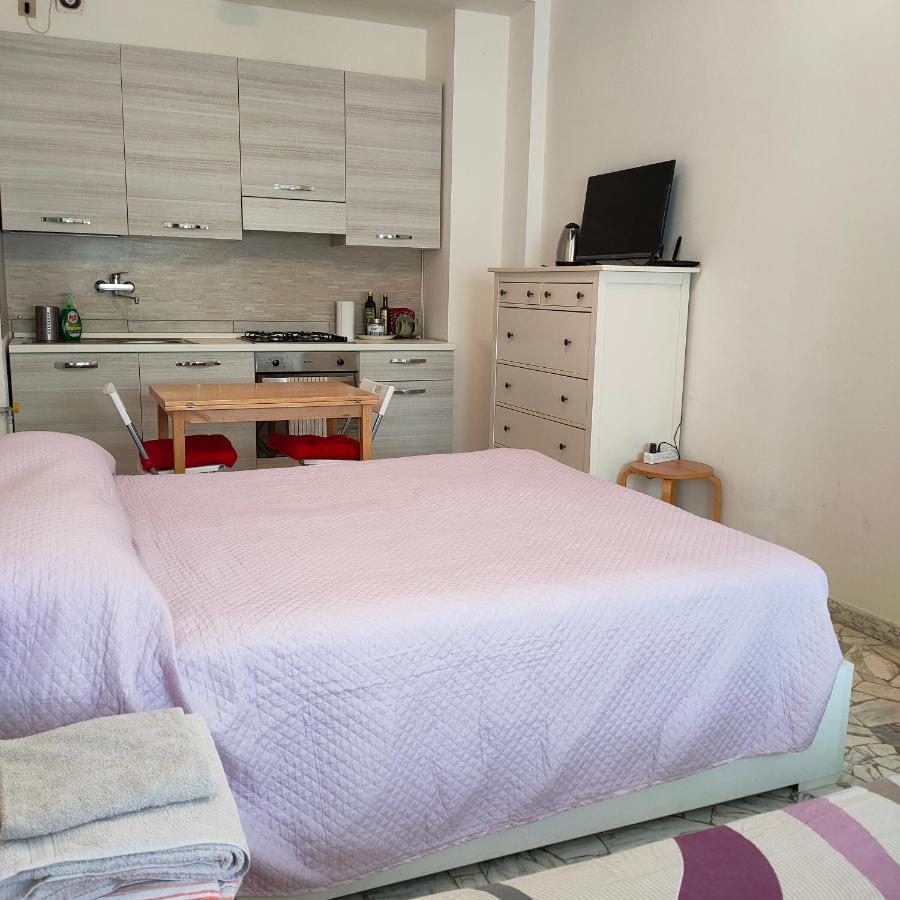 Anto Aircon Studio Monolocale A 15 Min Dal Centro 밀라노 외부 사진
